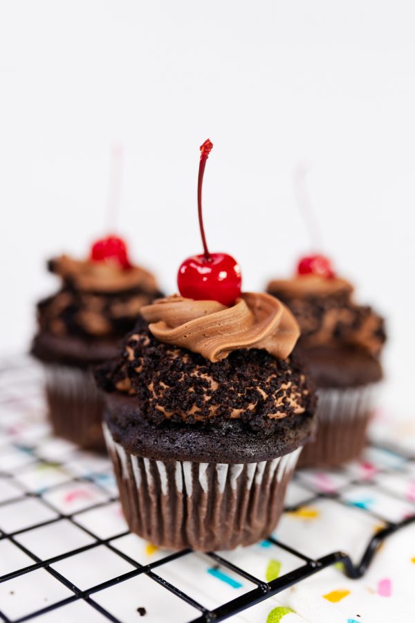 Gourmet Cupcakes - Image 3