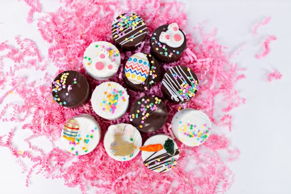 Easter Oreos