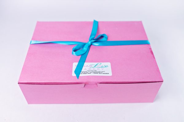 Easter cupcakes in box