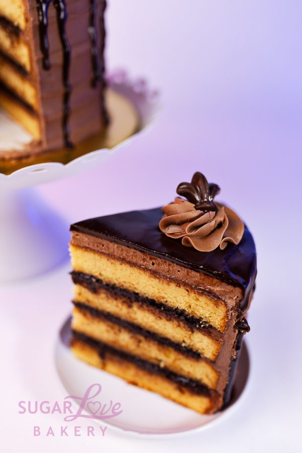 Black n Gold Cake - Image 5