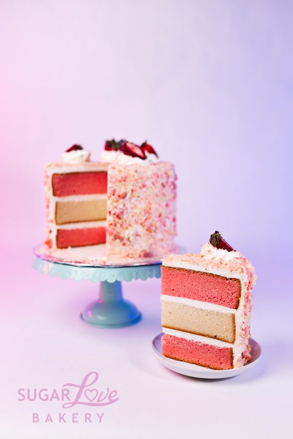 Strawberry Crunch Cake - Image 5
