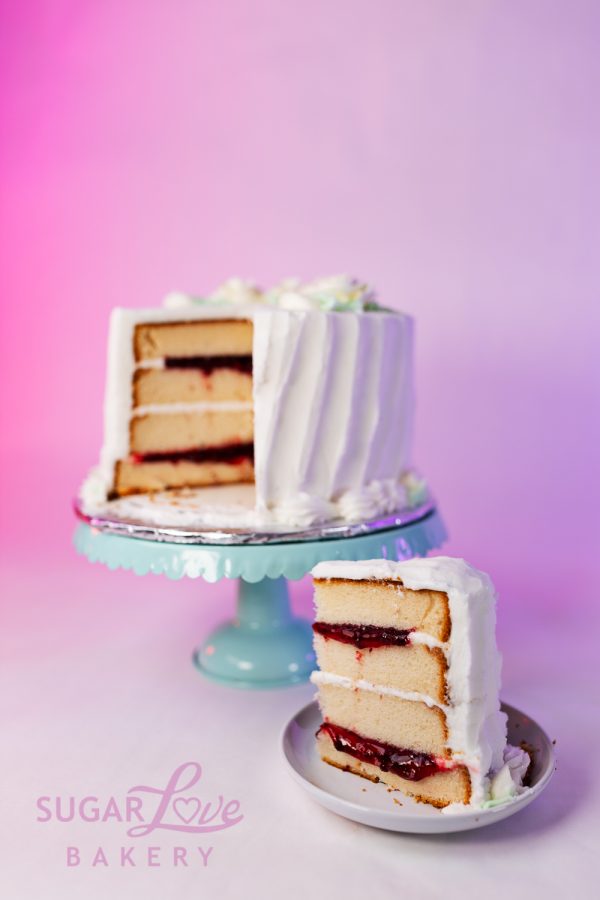 Buttercream Flowers Wedding Cake - Image 5