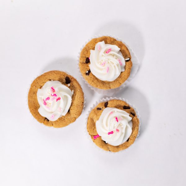 Mini Breast Cancer Cookie Cakes