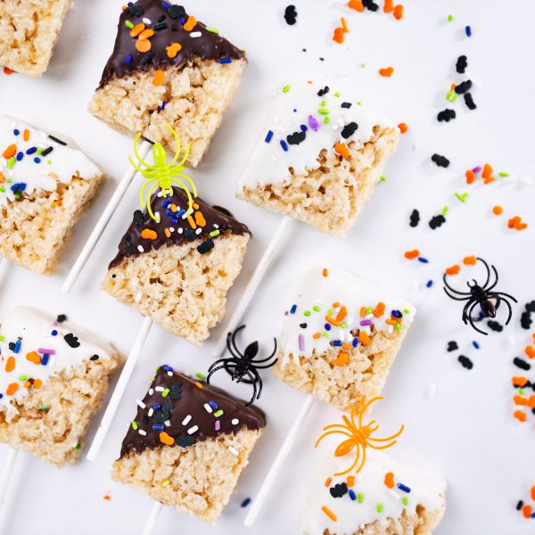 Halloween Rice Krispie Pops