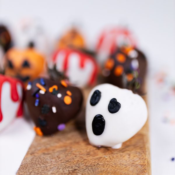 Halloween Chocolate Covered Strawberries - Image 4