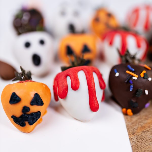 Halloween Chocolate Covered Strawberries - Image 5