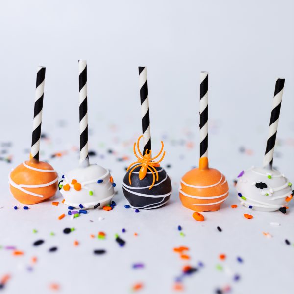 Classic Halloween Cake Pops - Image 3