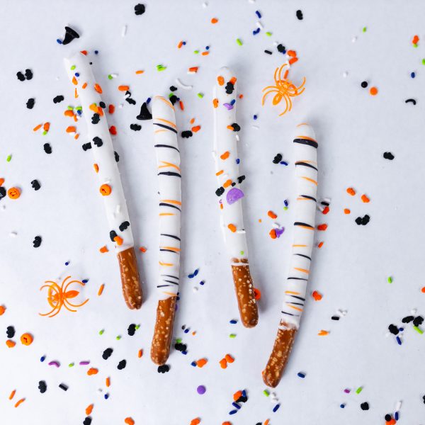 Classic Halloween Pretzel Rods - Image 3