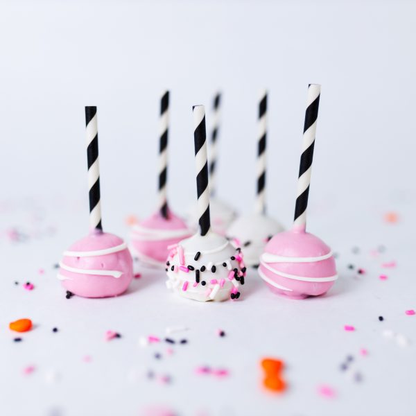 Cute Halloween Cake Pops - Image 2