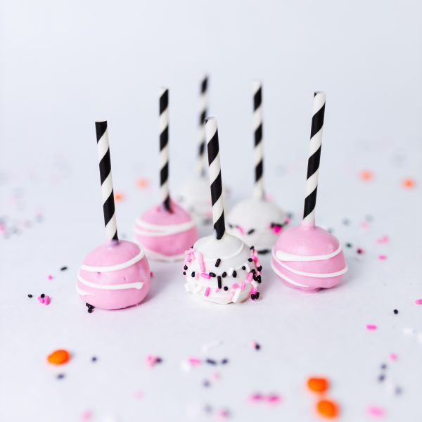 Cute Halloween Cake Pops - Image 3
