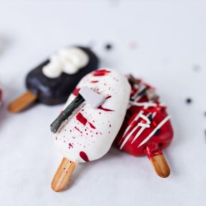 Spooky Cakesicles