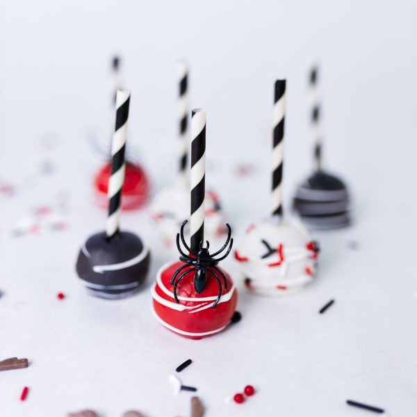 Spooky Cake Pops - Image 2