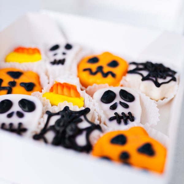 Halloween Petit Fours - Image 3