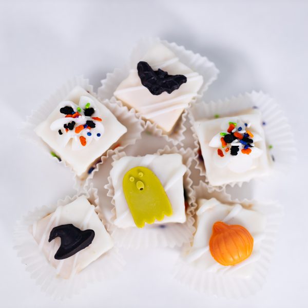 Classic Halloween Petit Fours - Image 3