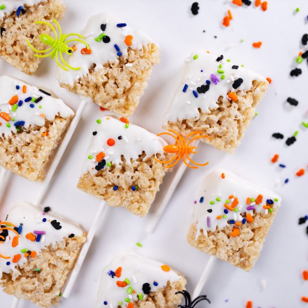 Halloween Rice Krispie Pops - Image 6
