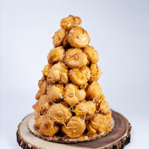 Croquembouche