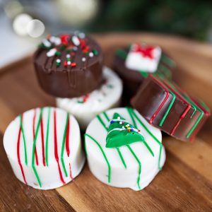 Christmas Chocolate Covered Oreos