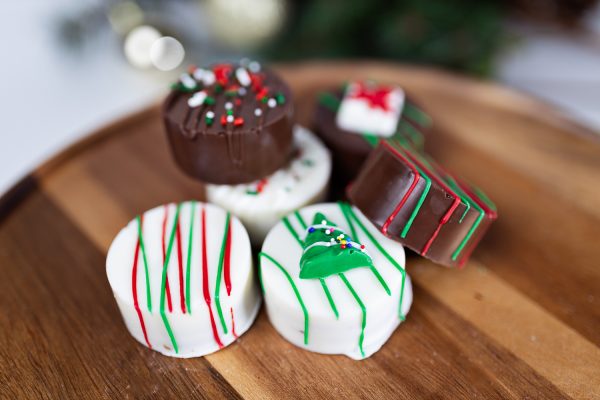 Christmas Chocolate Covered Oreos