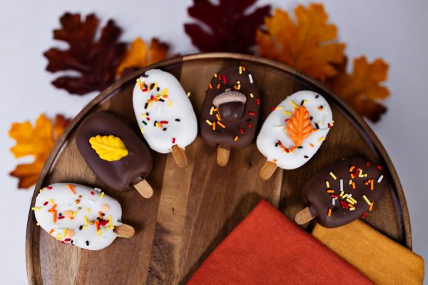 Fall cakesicles
