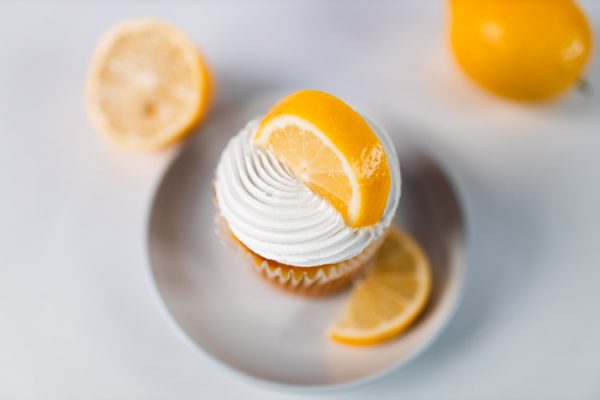 Lemon Dreams Cupcake - Image 4