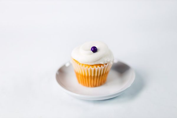Lemon Elderflower Cupcake (Royal Wedding) - Image 3