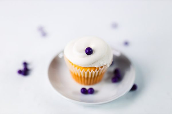 Lemon Elderflower Cupcake (Royal Wedding) - Image 4