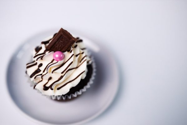 Raspberry White Chocolate Cupcake - Image 4