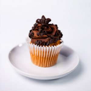 Black n Gold Cupcake