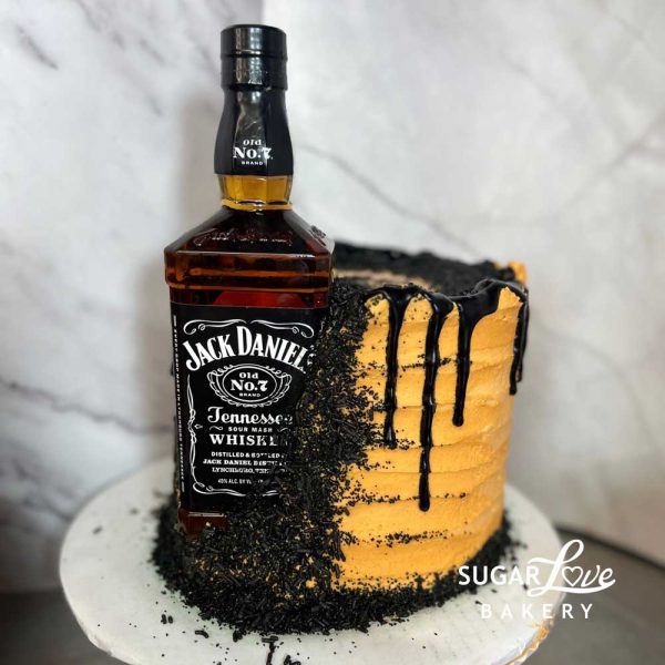 Boozy Bottle Cake - Image 5