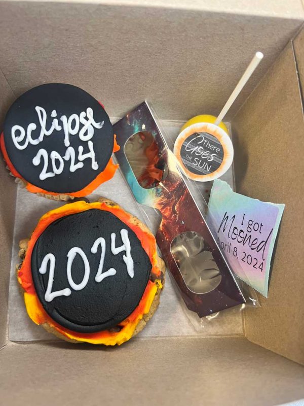 Solar Eclipse Box